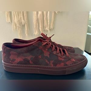 Men’s never-worn Common Projects sz 43